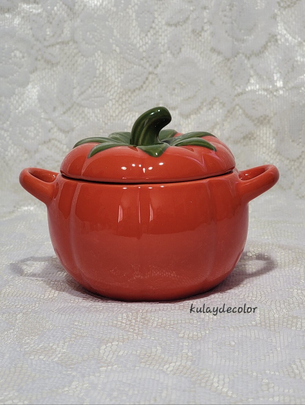 Crofton Tomato Fruit Ceramic Baker Canister Jar Casserole with Lid Kitchen Decor